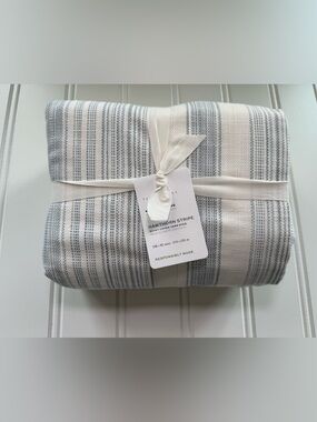 POTTERY BARN HAWTHORN STRIPE COTTON KING DUVET COVER Blue NEW 3101